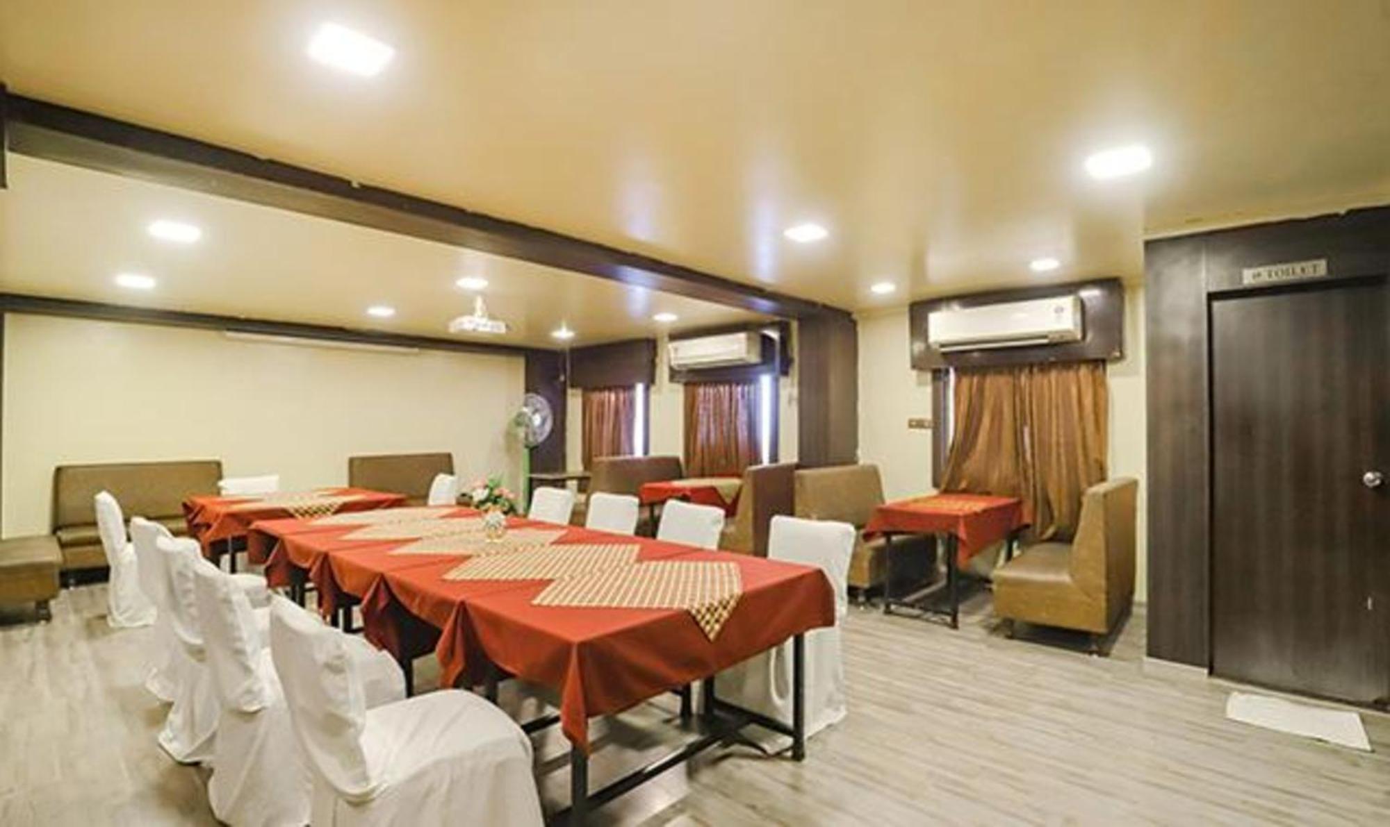 Fabhotel Parashar Nagpur Exteriör bild