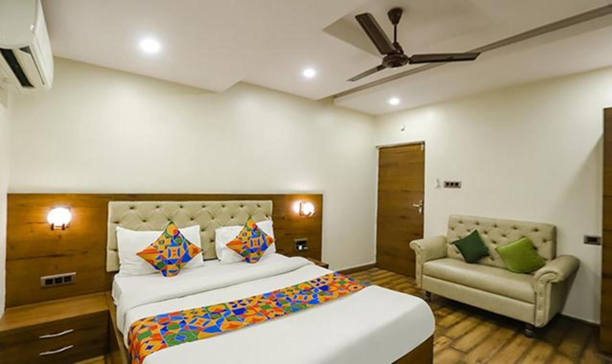 Fabhotel Parashar Nagpur Exteriör bild