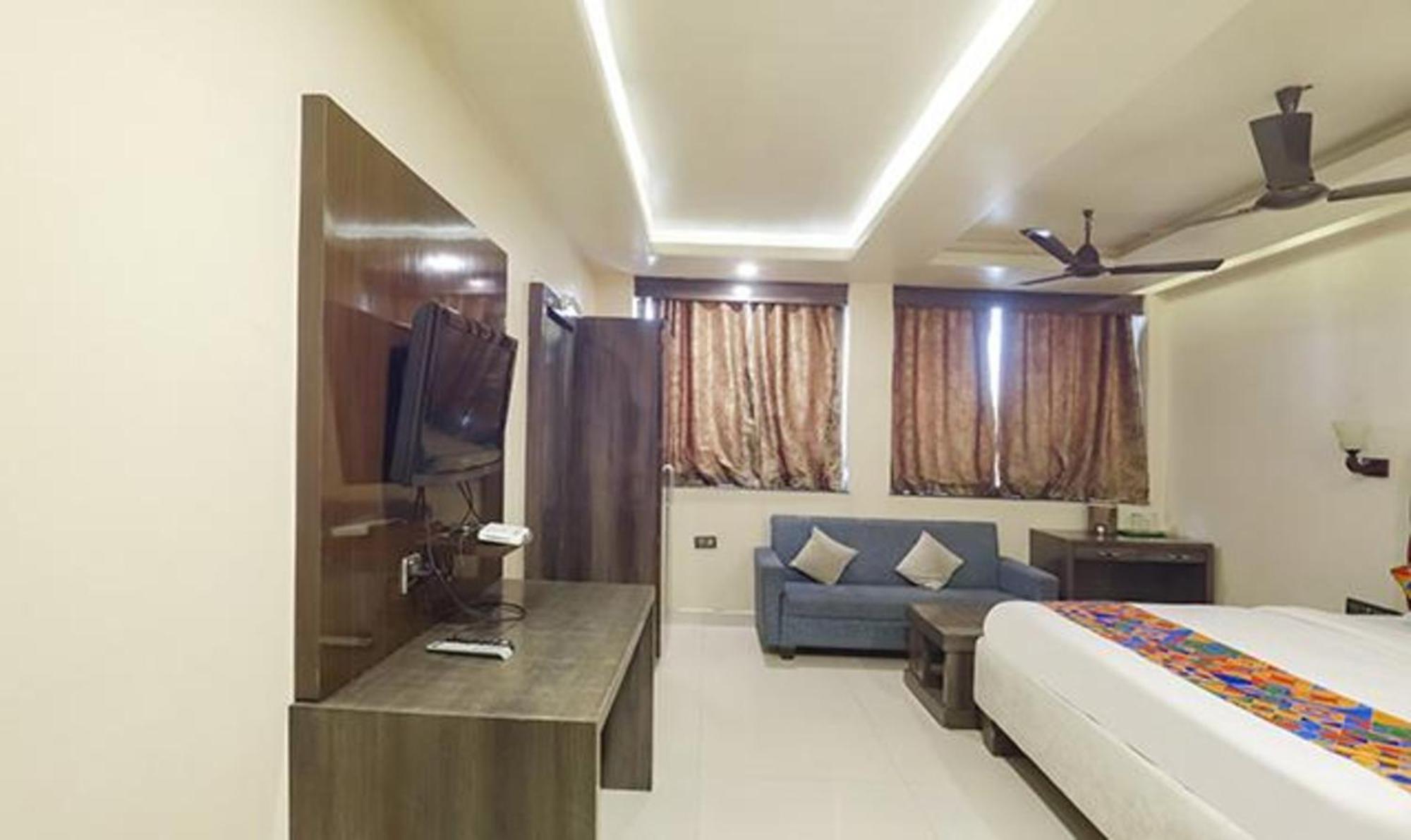 Fabhotel Parashar Nagpur Exteriör bild