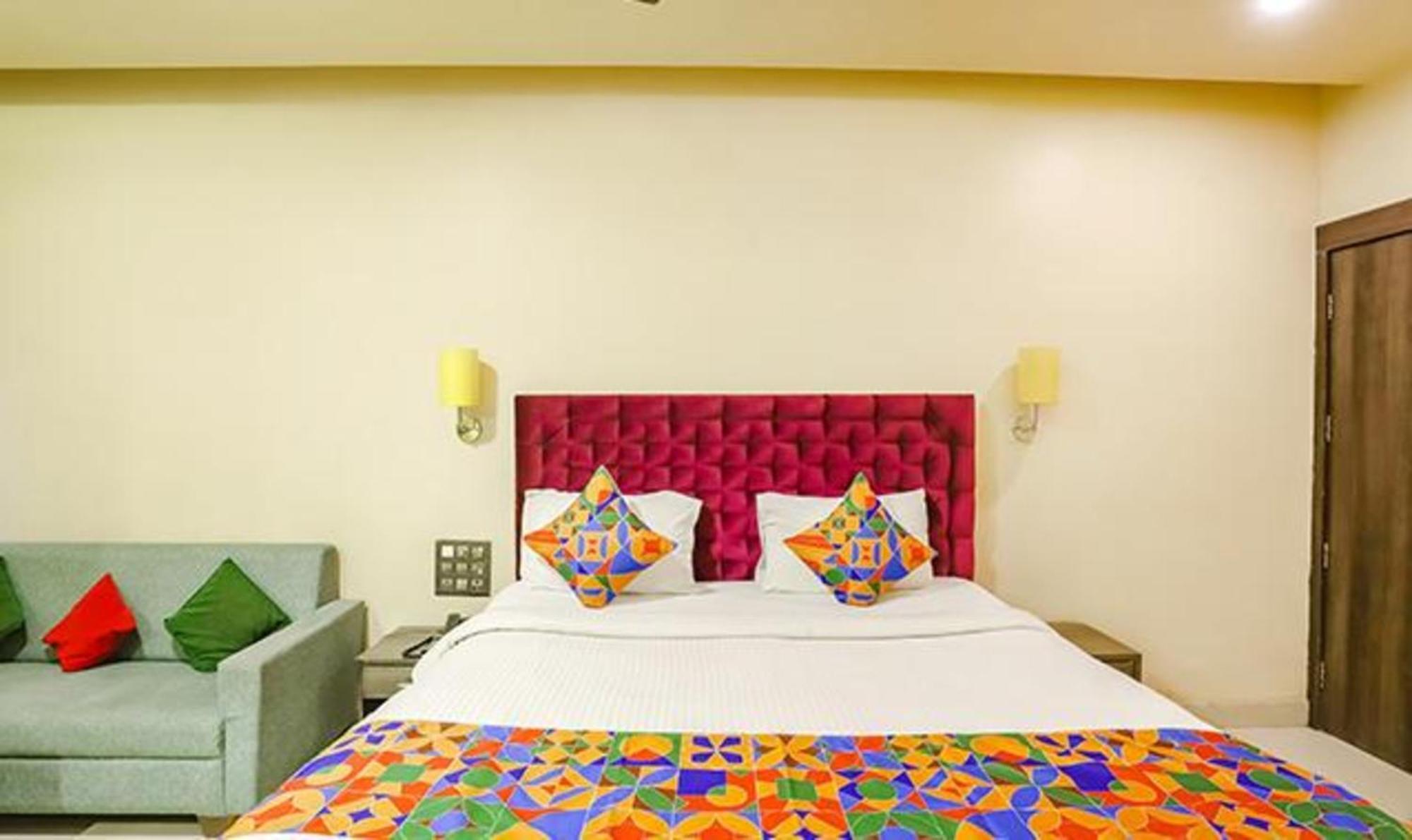 Fabhotel Parashar Nagpur Exteriör bild