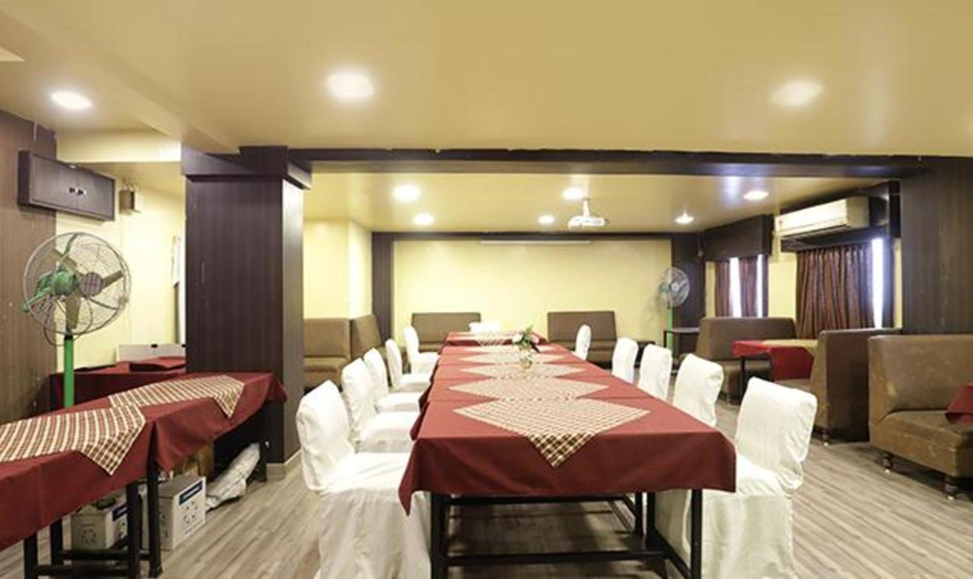Fabhotel Parashar Nagpur Exteriör bild
